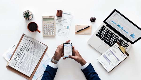 app funciones administrativas