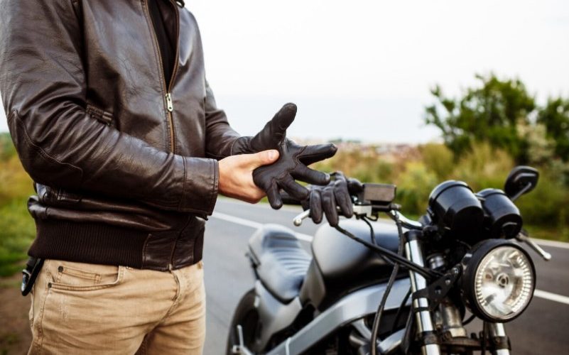 alquilar moto en Menorca