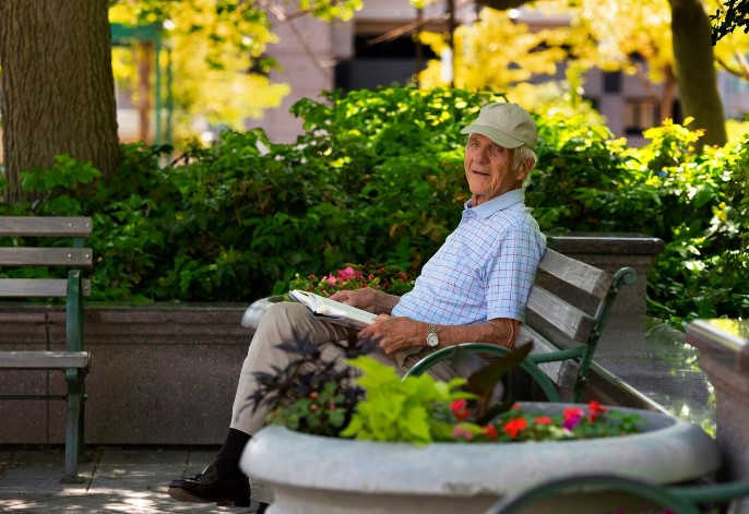 residencia con jardín