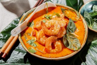 Caldo de mariscos